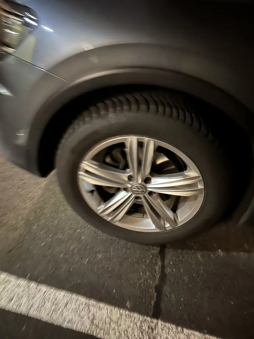 Volkswagen Tiguan Allspace VW Tiguan Allspace 2,0 TDI ,DSG Comfortline Grau - 2