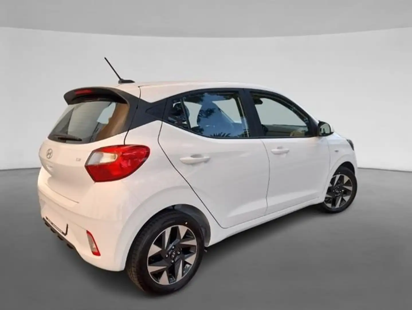 Hyundai i10 1.0 MPI Klass Blanco - 2