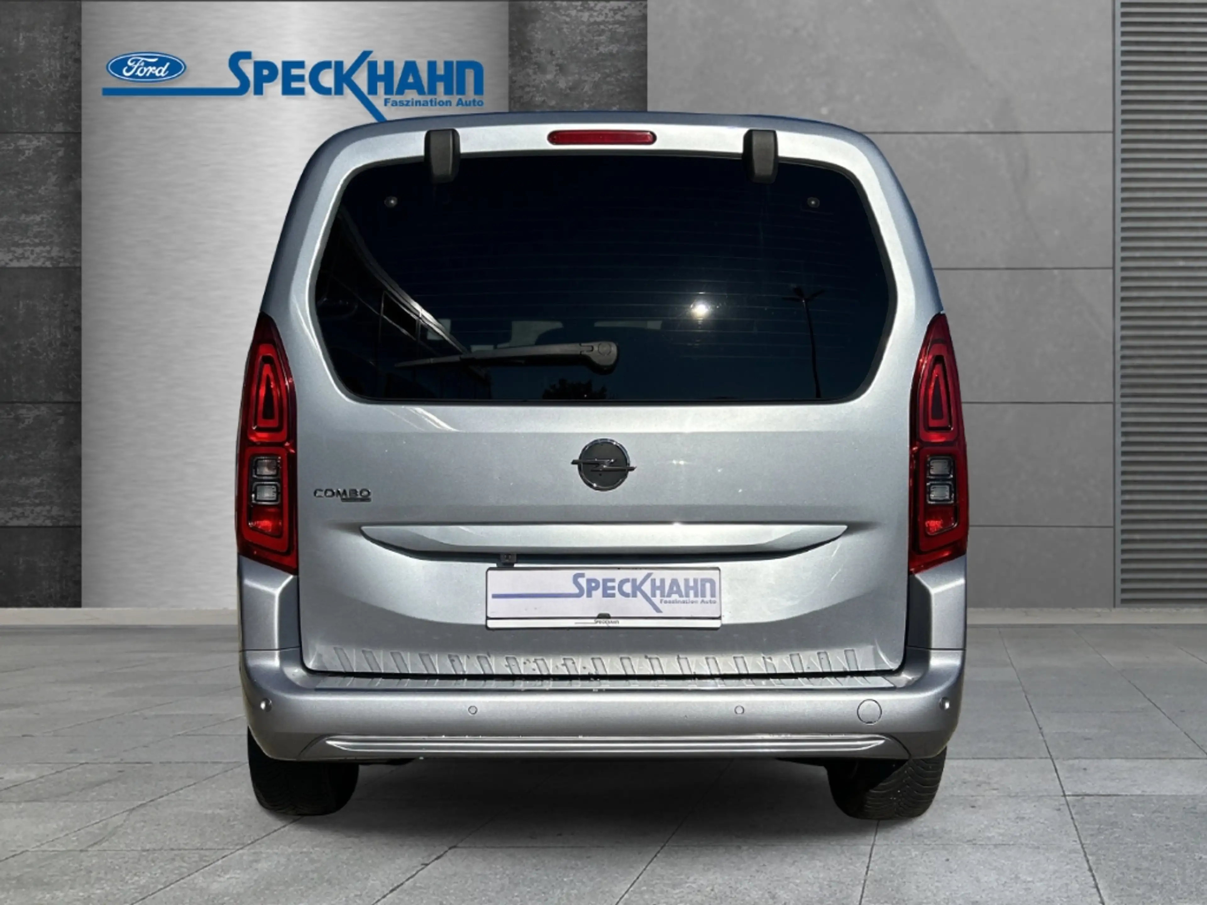 Opel Combo Life E Edition Navi Apple CarPlay Android Auto Mehrzone — photo 3