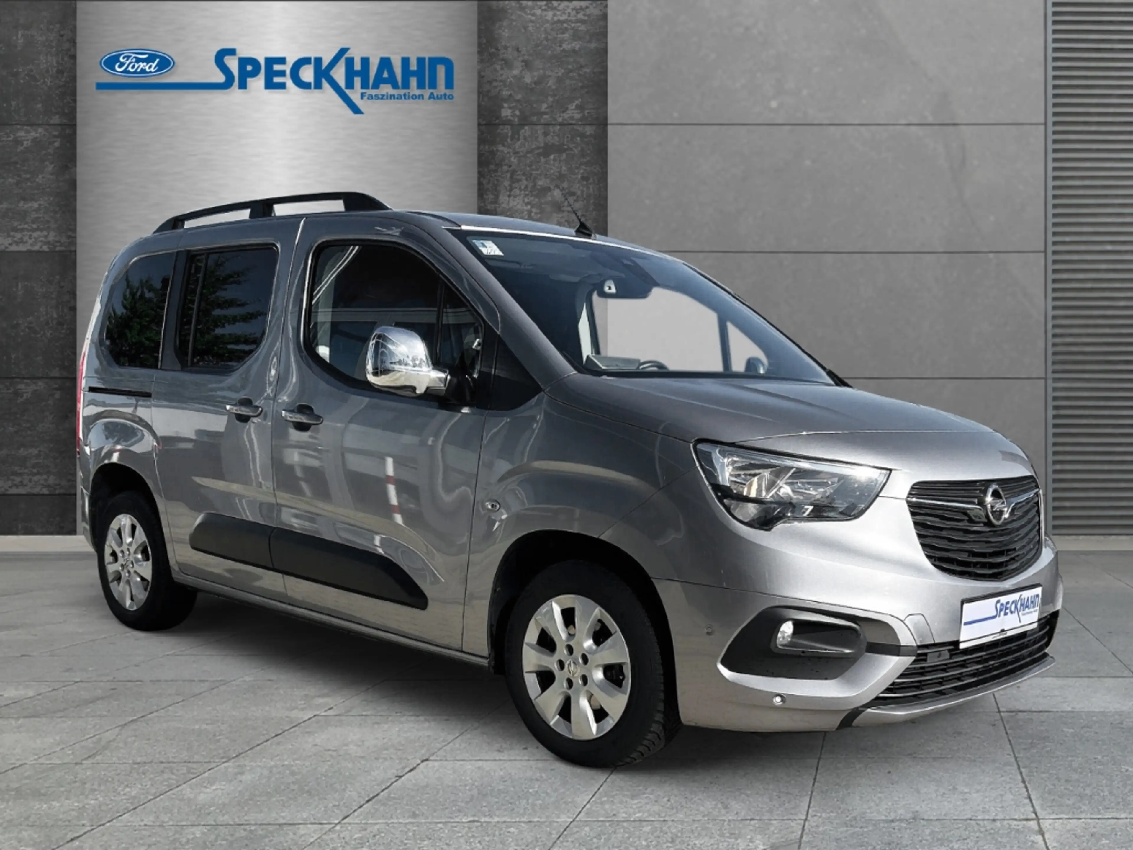 Opel Combo Life E Edition Navi Apple CarPlay Android Auto Mehrzone — photo 5