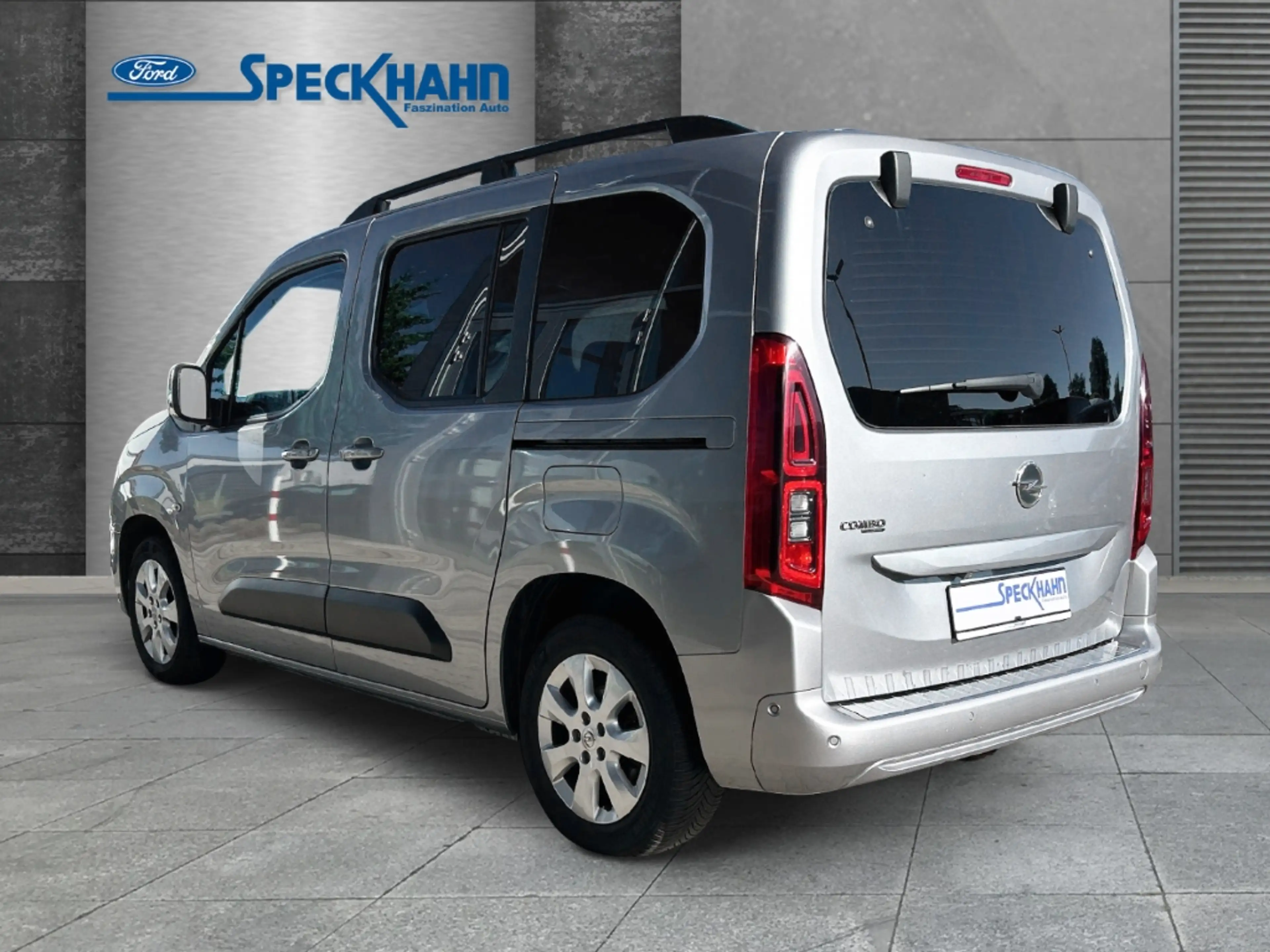 Opel Combo Life E Edition Navi Apple CarPlay Android Auto Mehrzone — photo 2