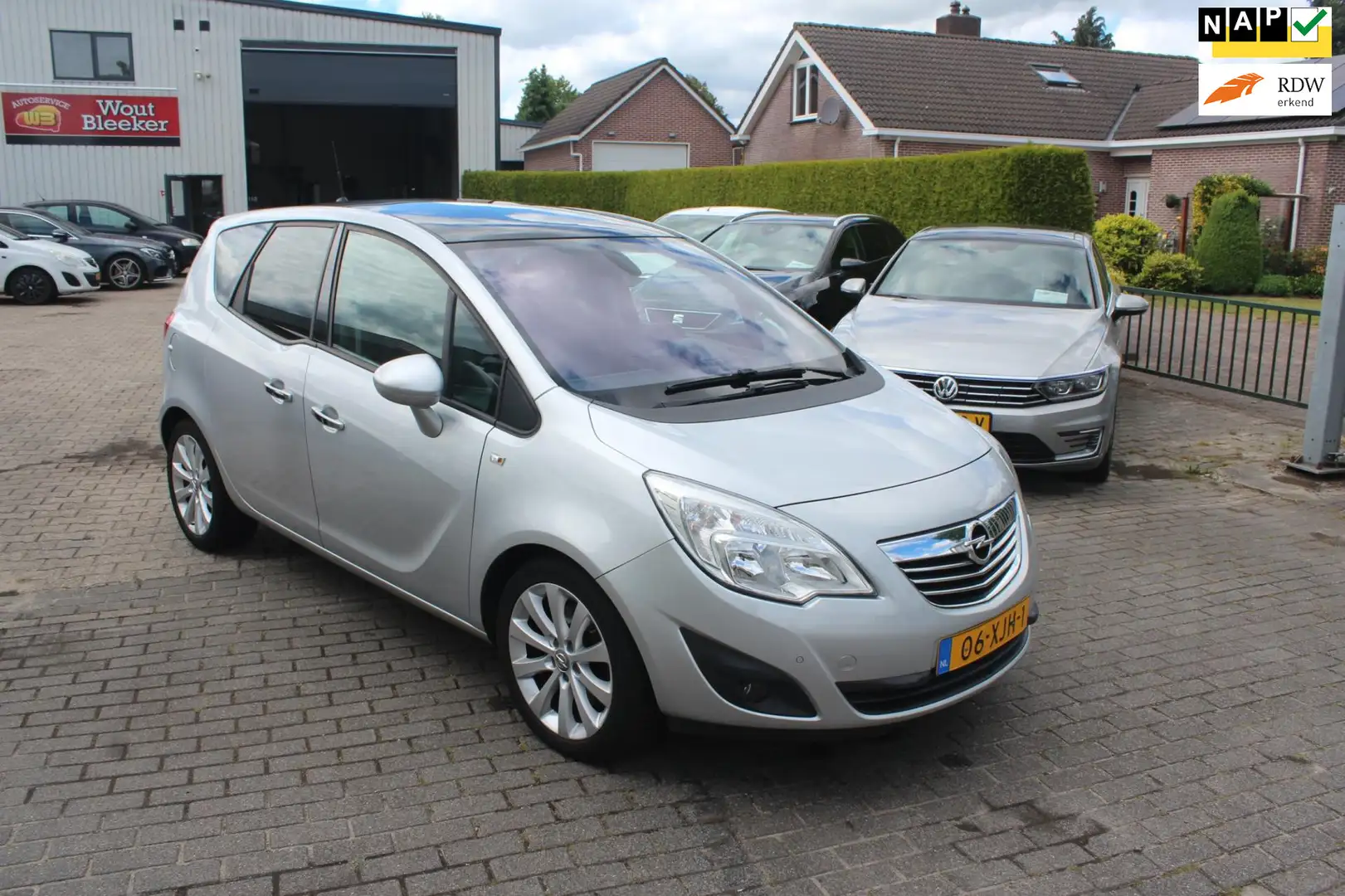 Opel Meriva 1.4 Turbo Cosmo pano dak, fietsendrager Gris - 1