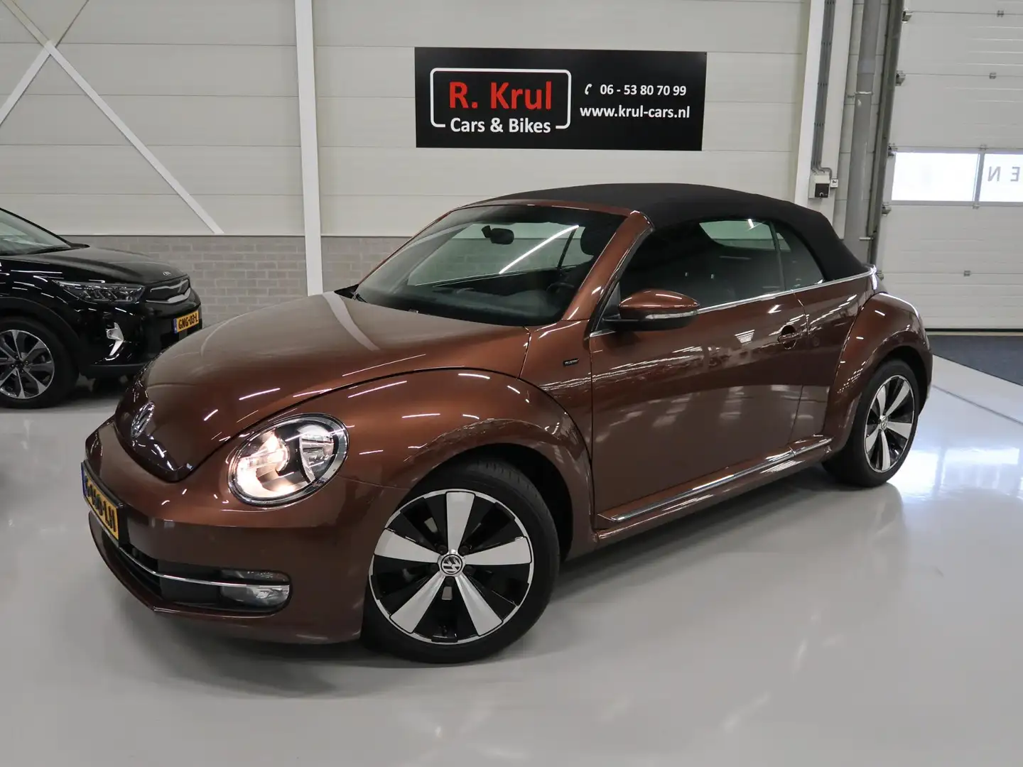 Volkswagen Beetle Cabriolet 1.2 TSI Allstar Airco-ecc Half leer Navi Brun - 2