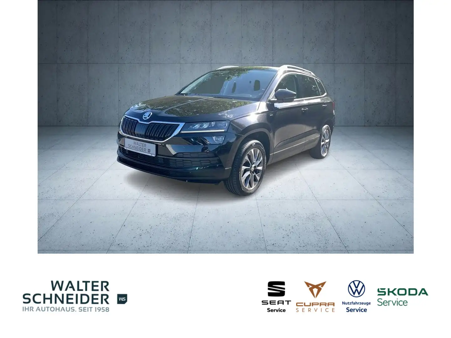 Skoda Karoq 1.5 TSI DSG Drive 125 Navi LED AHK Zwart - 1