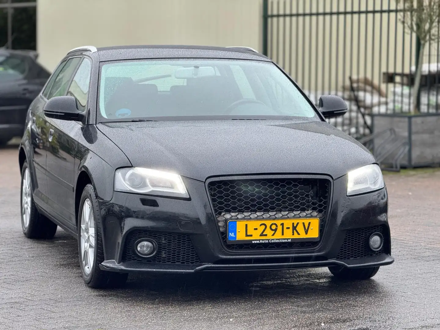 Audi A3 Sportback 1.4 TFSI Attraction | Navigatie | Blueth Zwart - 2