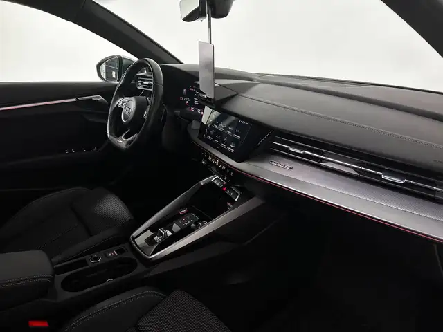 Audi S3 view 11