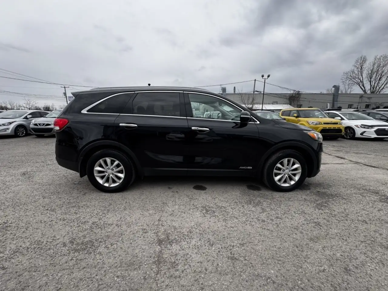Kia Sorento photo Kia Sorento