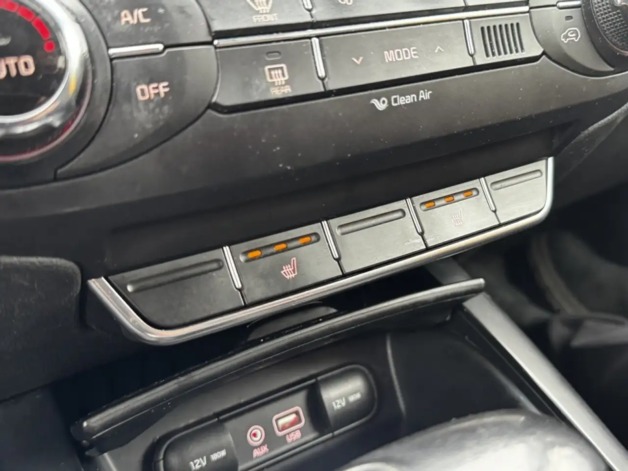 Kia Sorento photo Kia Sorento