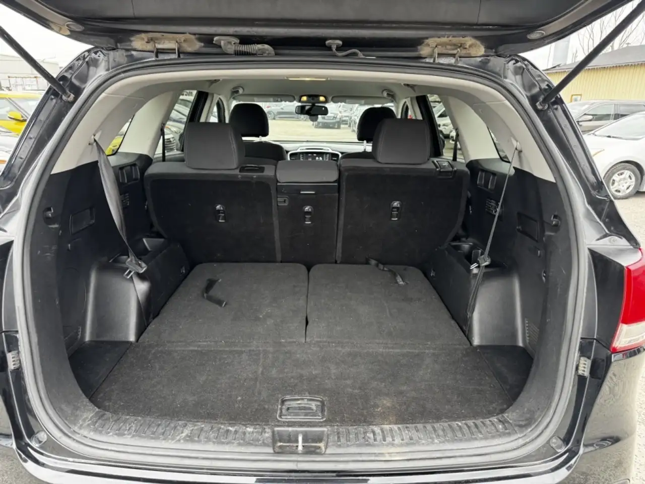 Kia Sorento photo Kia Sorento