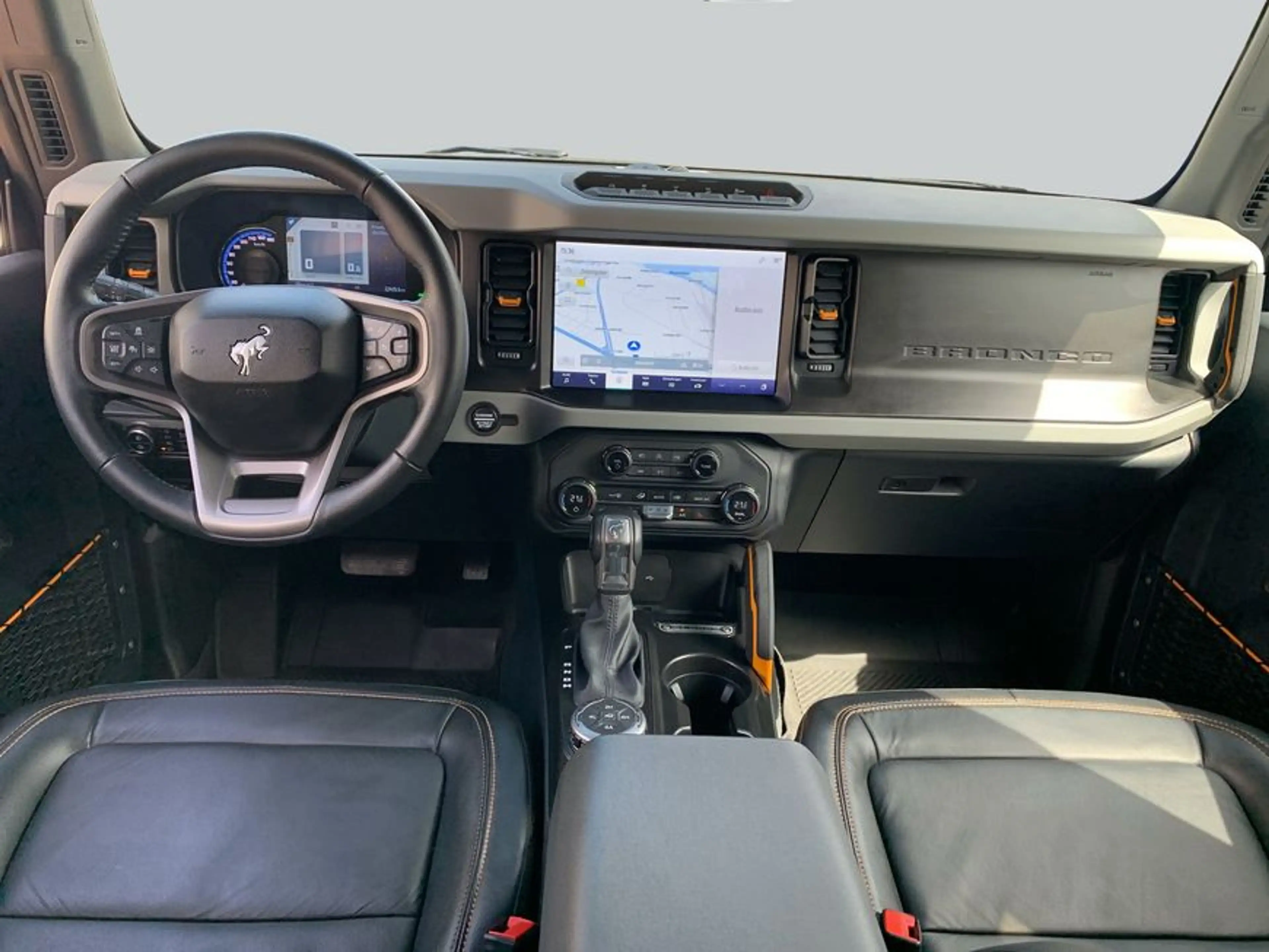 Ford Bronco 2.7 EcoBoost V6 Badlands LEDER+NAVI+ — photo 14