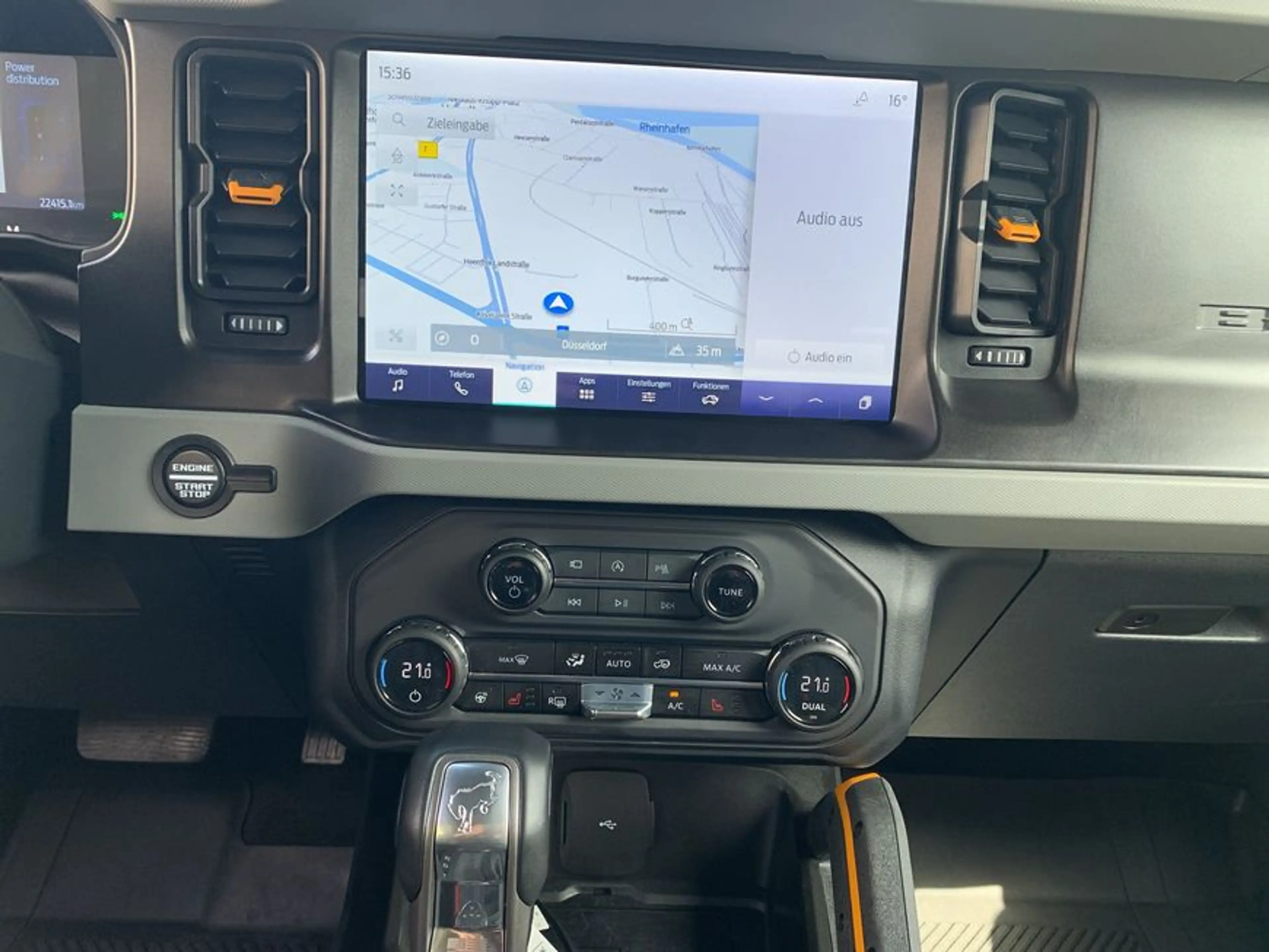 Ford Bronco 2.7 EcoBoost V6 Badlands LEDER+NAVI+ — photo 15