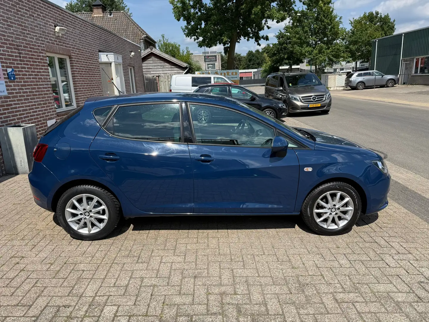 SEAT Ibiza 1.0 MPI Reference airco stoelverwarming Blauw - 2