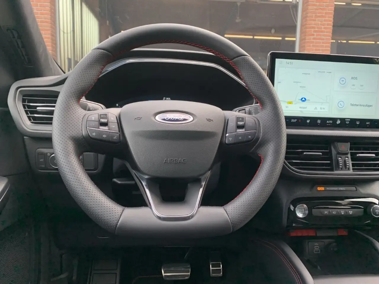 Ford Kuga Hybrid ST-Line X AHK-klappbar Navi Leder Digitales 12