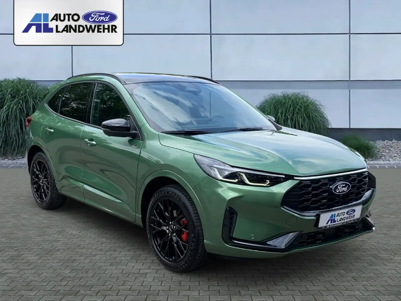 Ford Kuga Hybrid ST-Line X AHK-klappbar Navi Leder Digitales 4