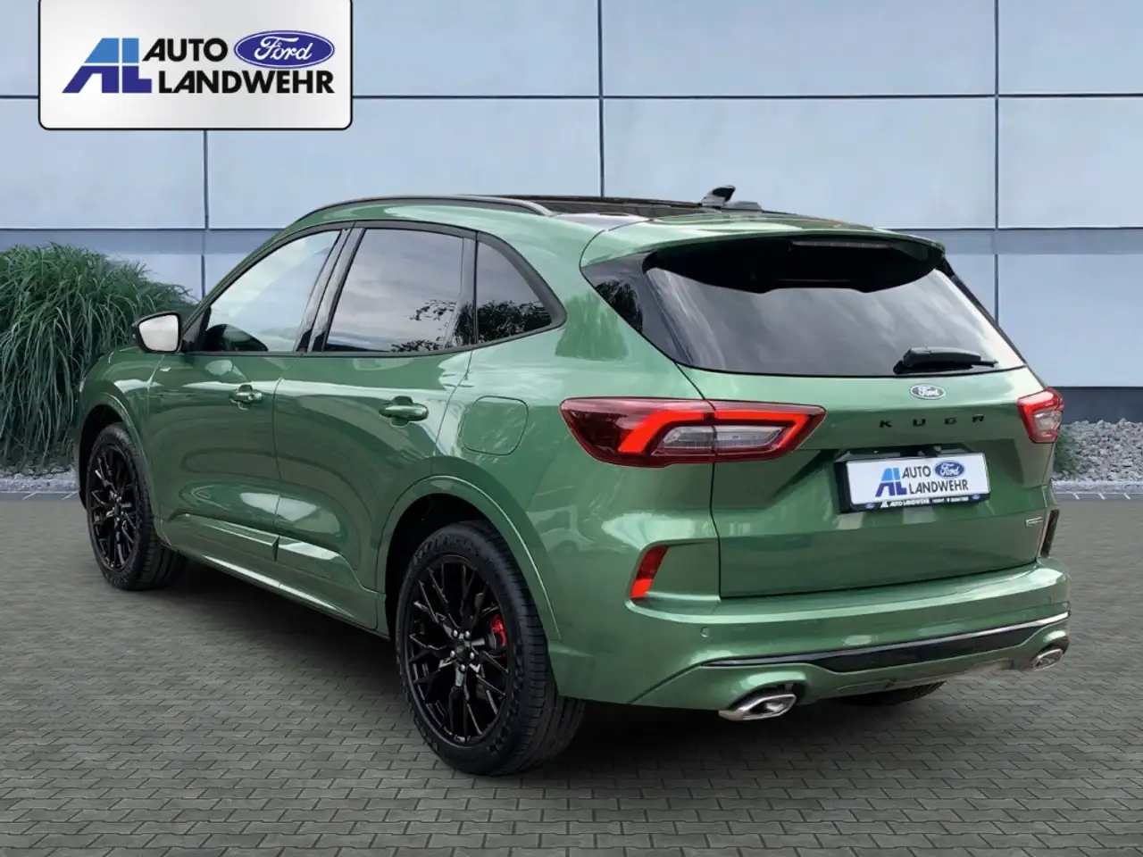Ford Kuga Hybrid ST-Line X AHK-klappbar Navi Leder Digitales 8