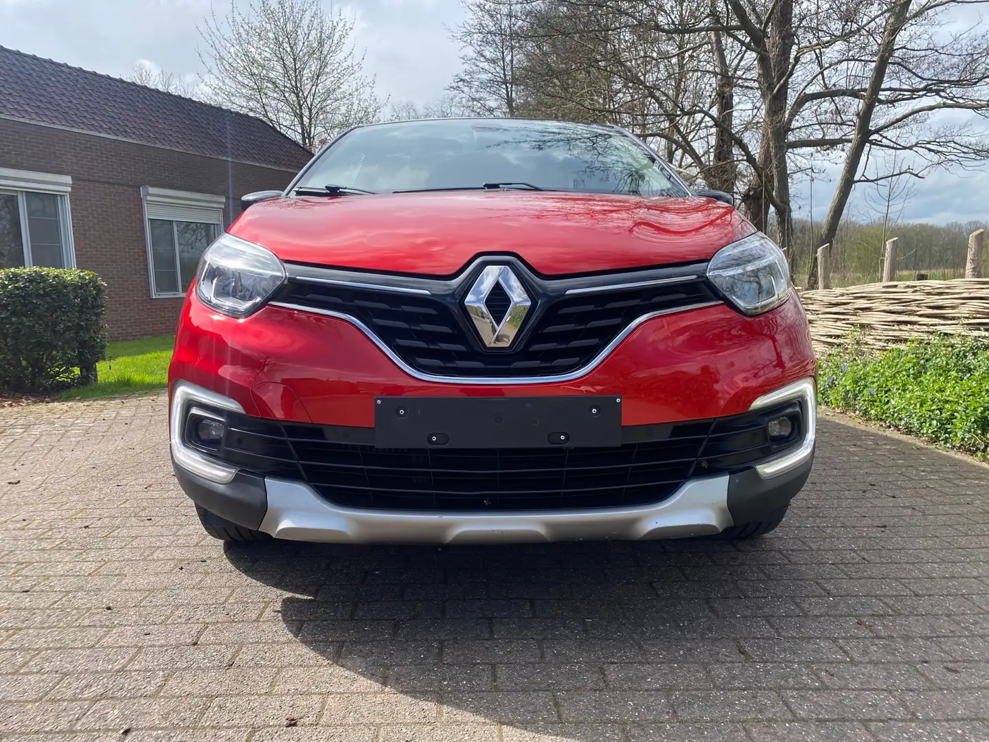 Renault Captur 0.9 TCe Energy Intens Rood - 2