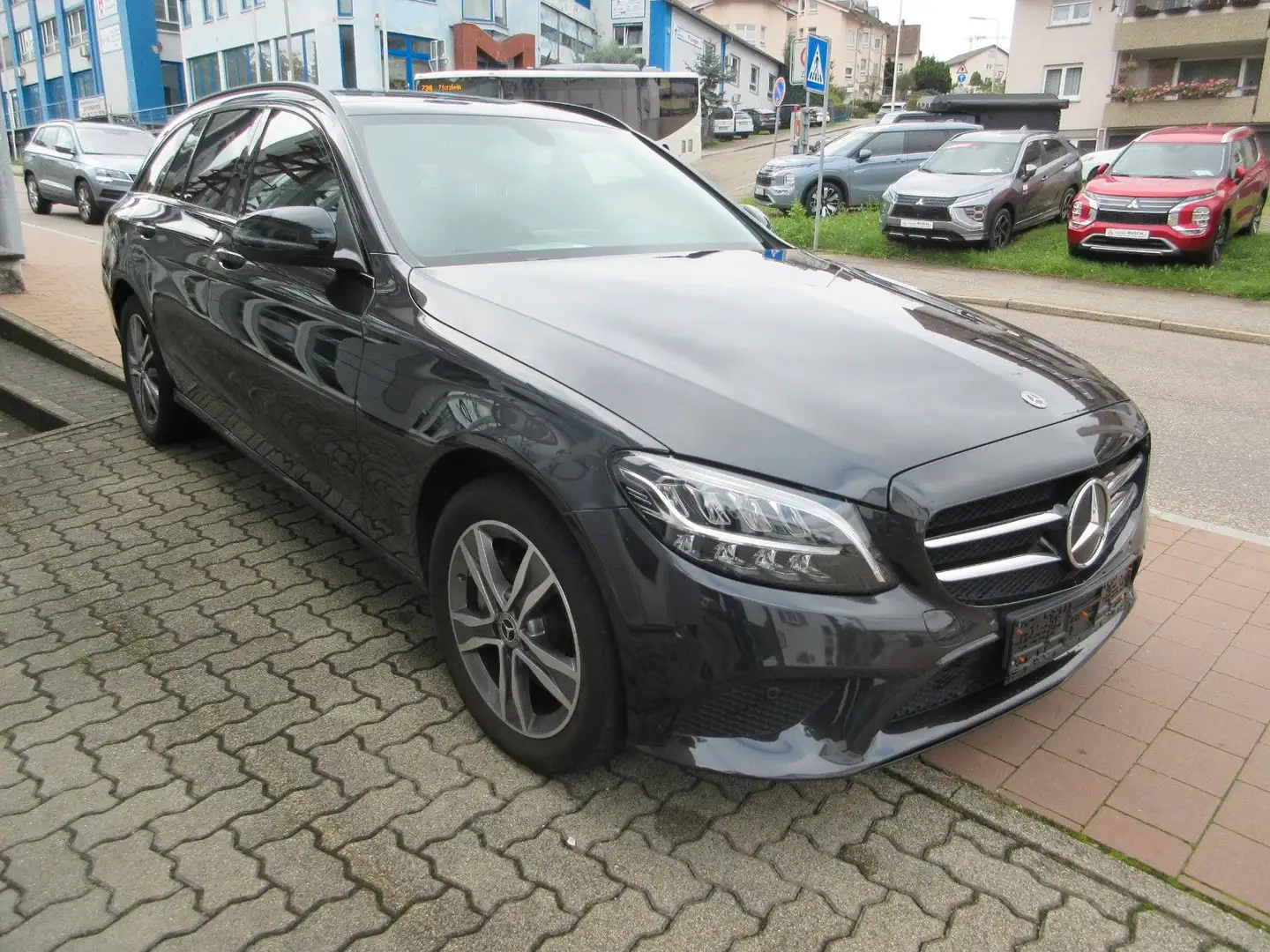 Mercedes-Benz C 300 C -Klasse T-Modell 4Matic/Leder/LED/Navi Gris - 1