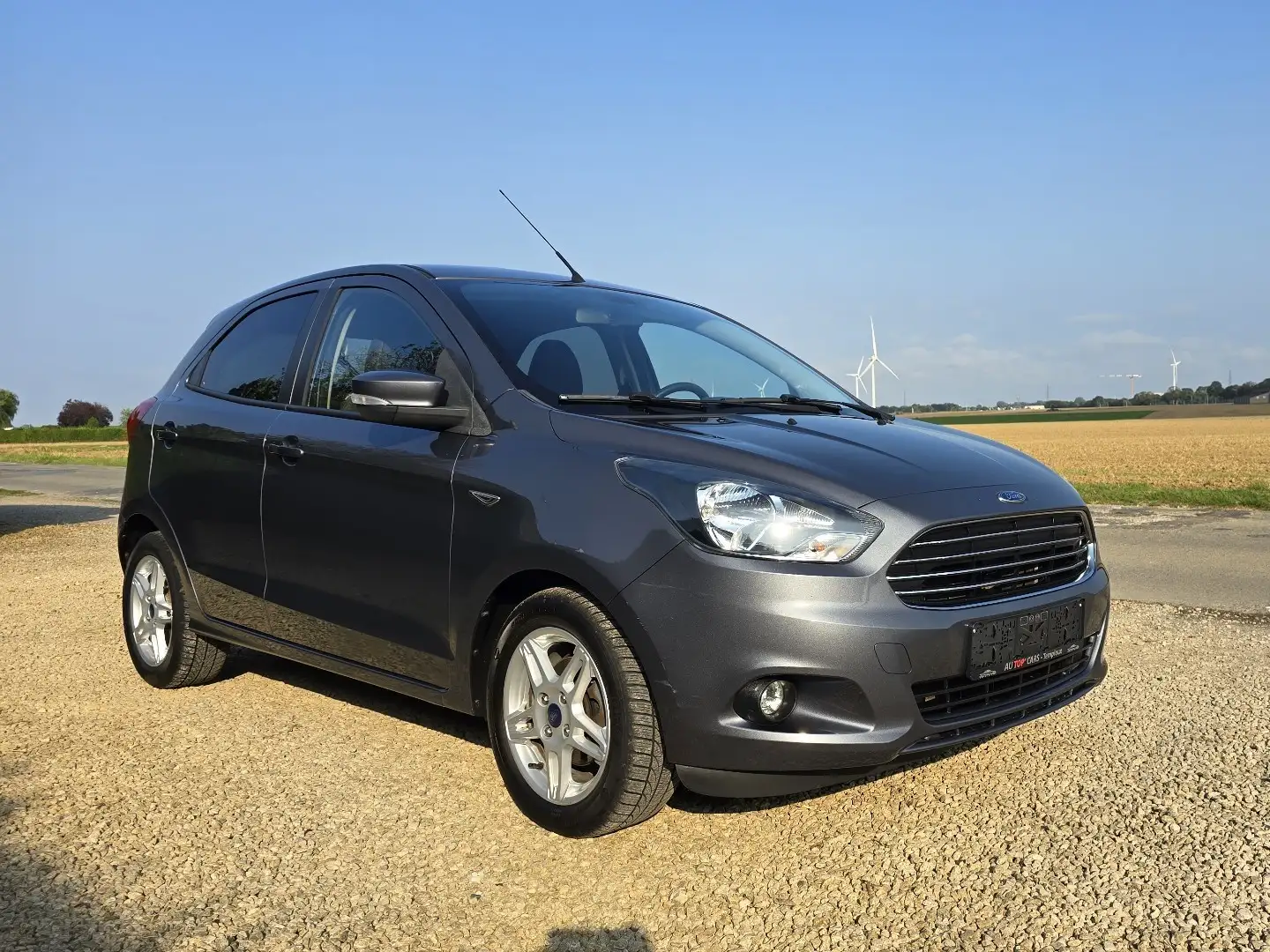 Ford Ka/Ka+ Ka+ 1.2i Ultimate Grau - 2