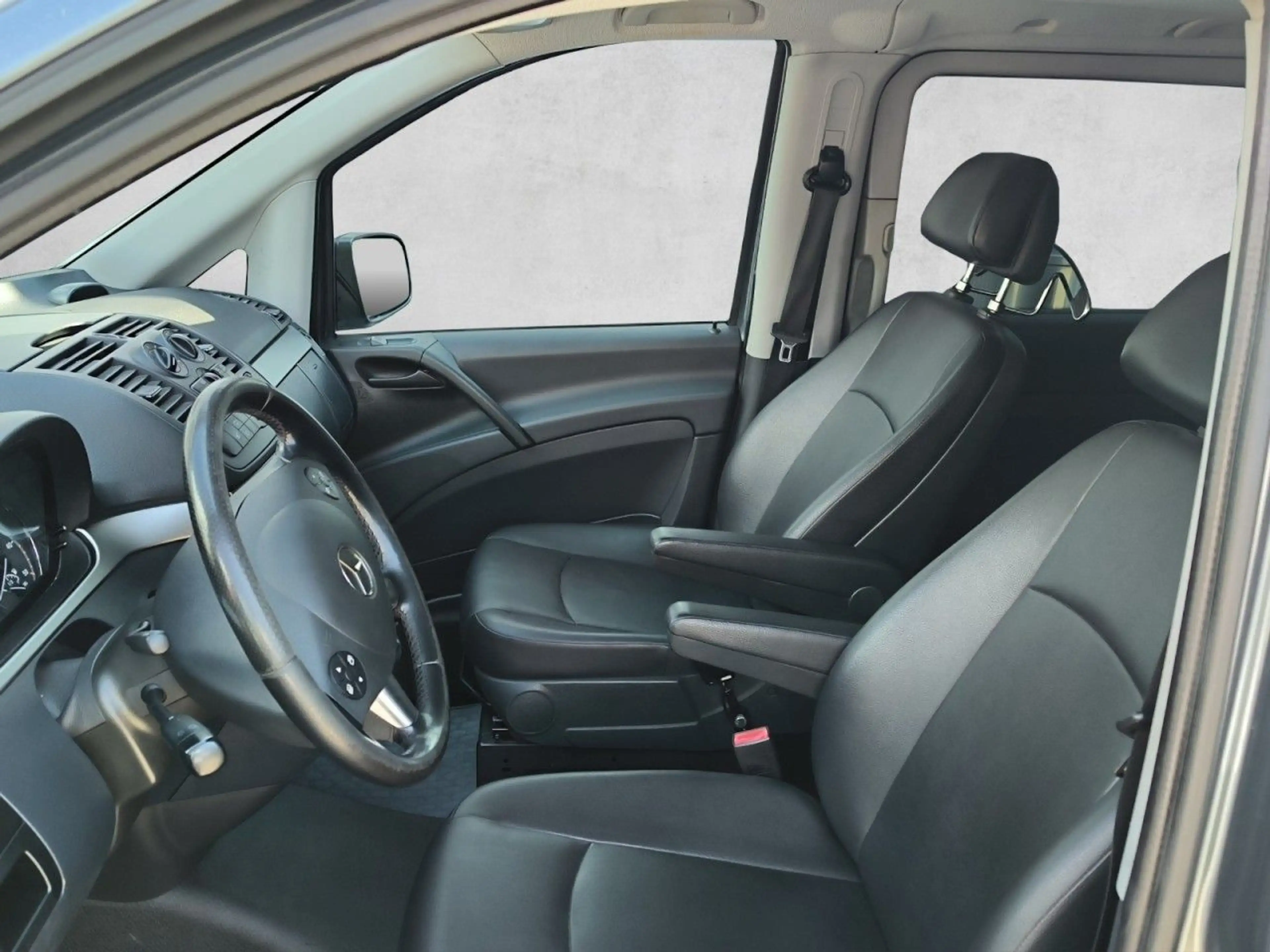 Mercedes-Benz Vito Mixto 116 CDI kompakt (639.601) Nicht an Pr — photo 8