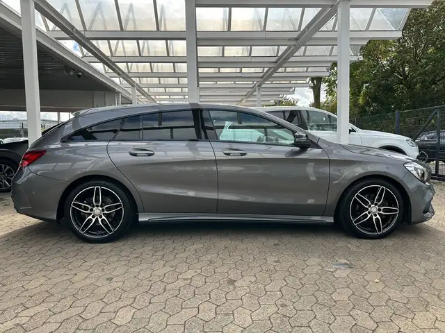 Mercedes-Benz Sonstige