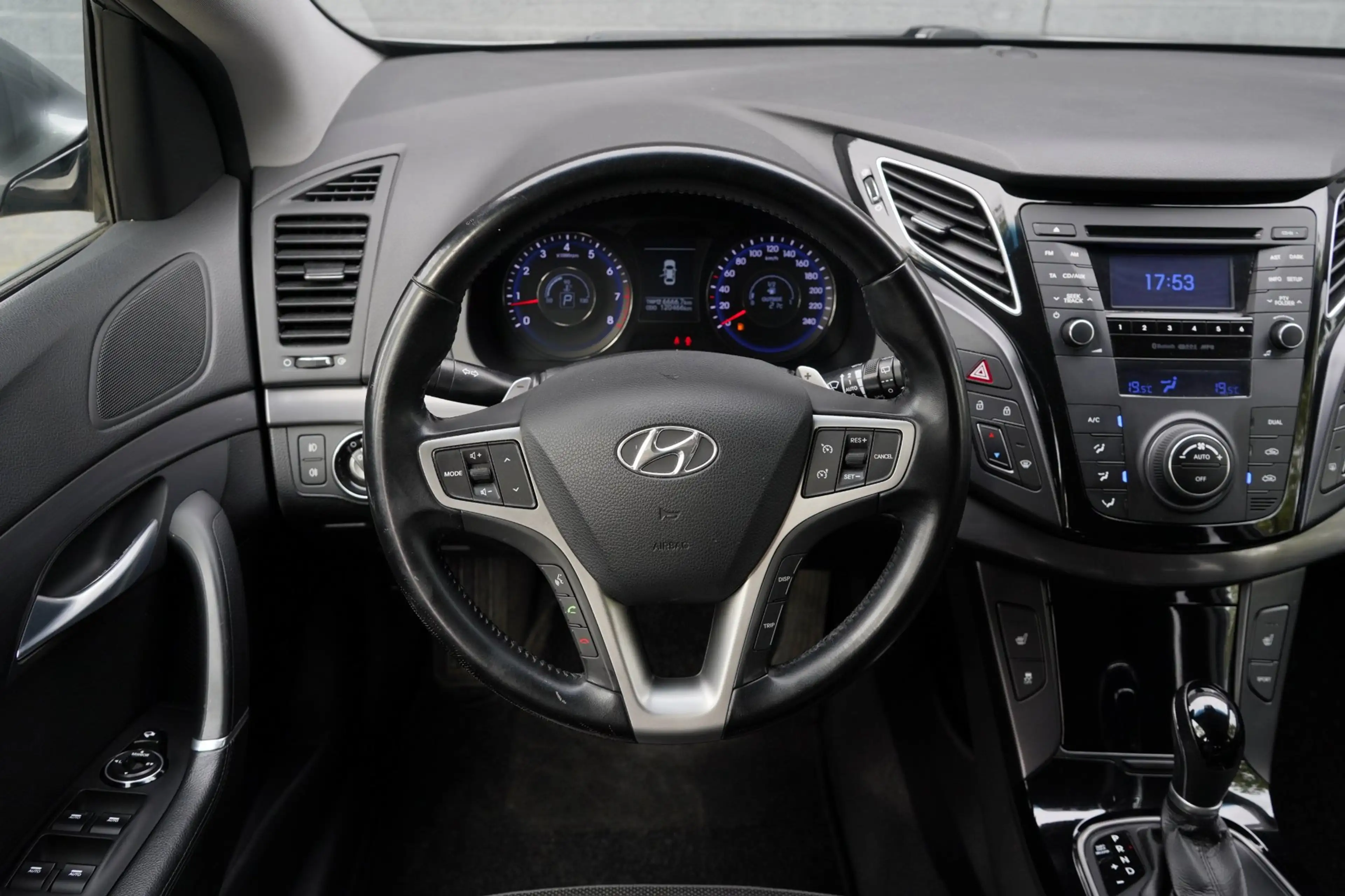 Hyundai i40 Wagon 2.0 GDI Premium, Automaat, Leder, Cruise Con — photo 6