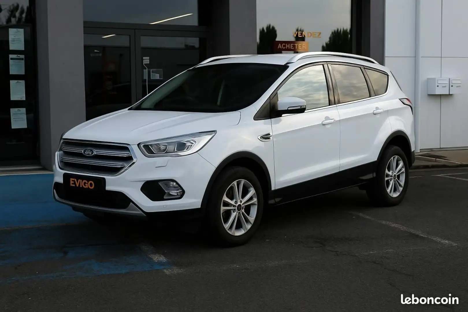 Ford Kuga II 1.5 SCTi EcoBoost 4x2 120 cv Blanc - 1