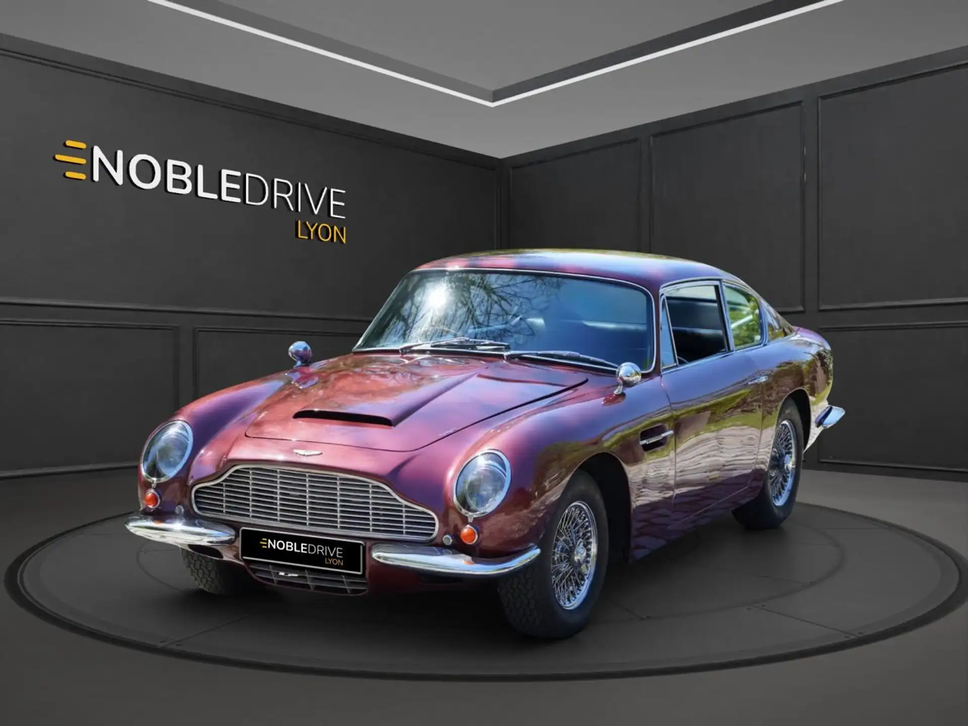 애스턴마틴 DB6 Vantage 1967 버건디 사진 1