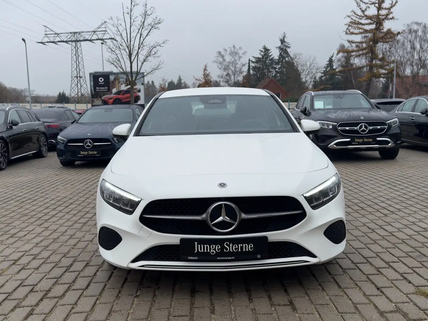 Mercedes-Benz A 200 A 200 d Limo Progressive Advanced Plus Memory Navi Weiß - 2