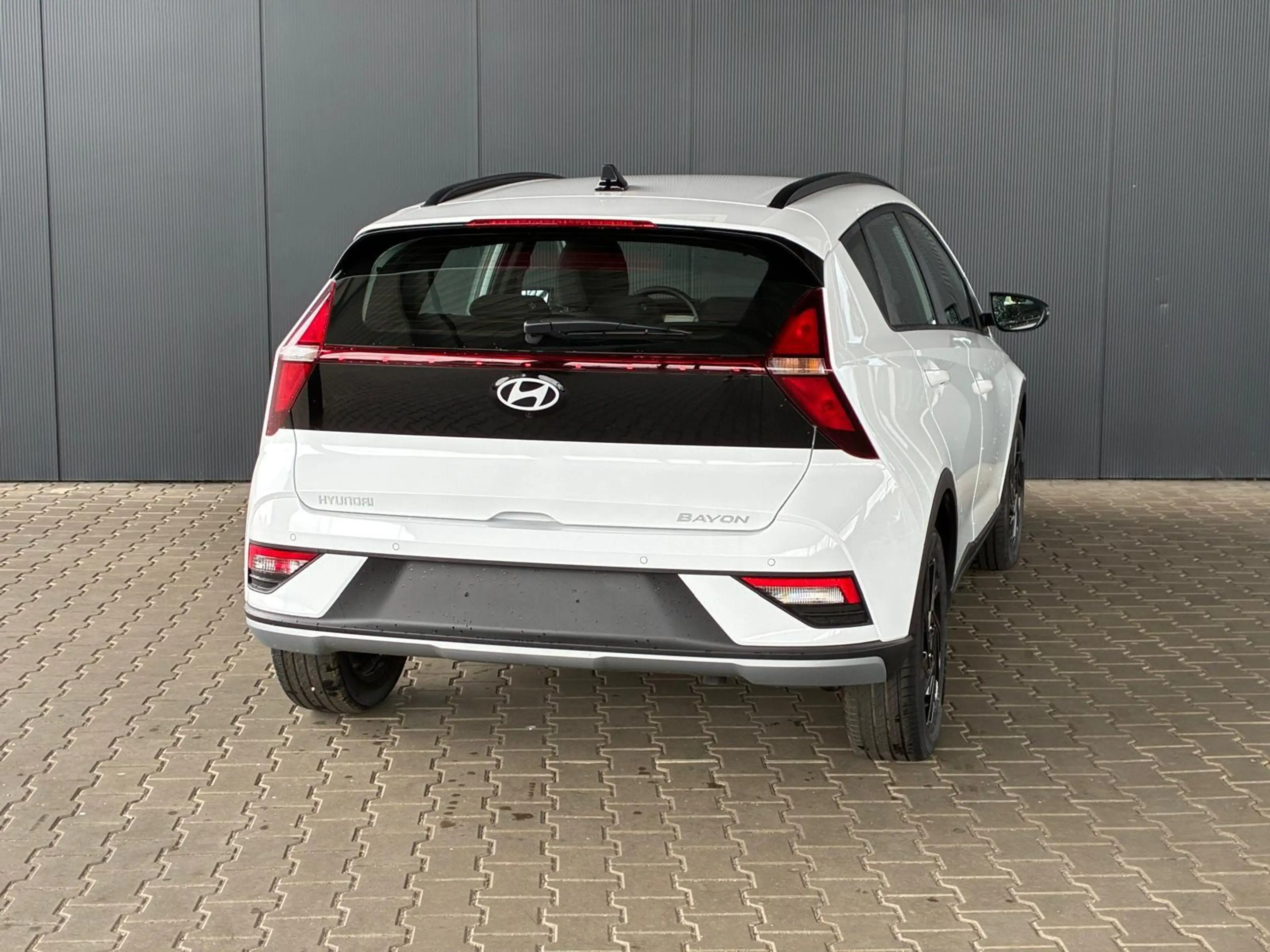 Hyundai BAYON Blackline 1.0 T-GDI 6MT / LED / Sitz + Lenkradheiz — photo 3