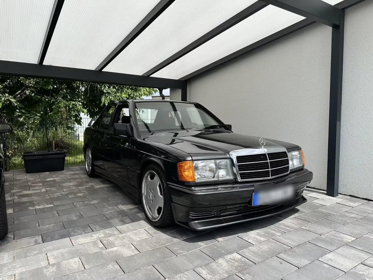 Mercedes-Benz 190 190 E 1.8 Noir - 1
