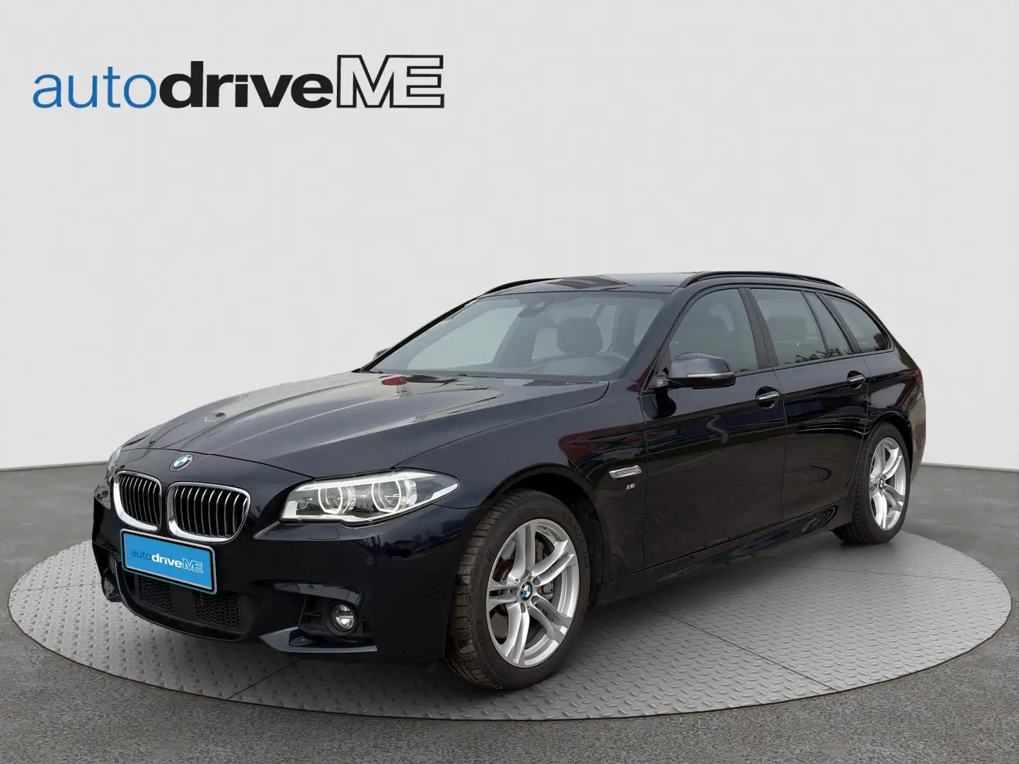 BMW 530 d xDrive Touring Schwarz - 1