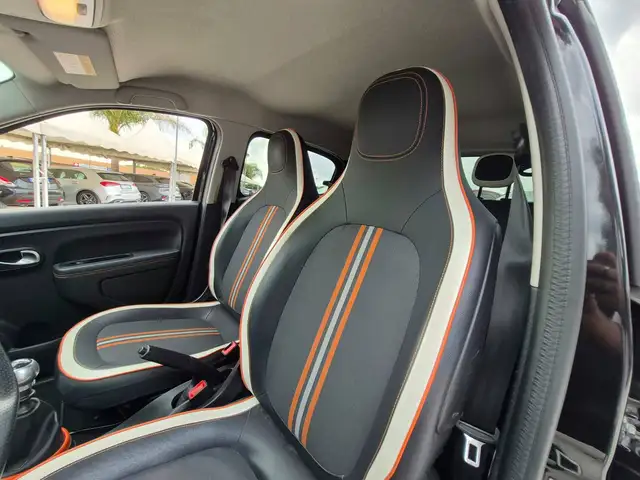 Renault Twingo view 8