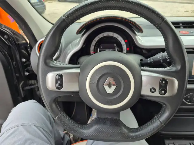 Renault Twingo view 14