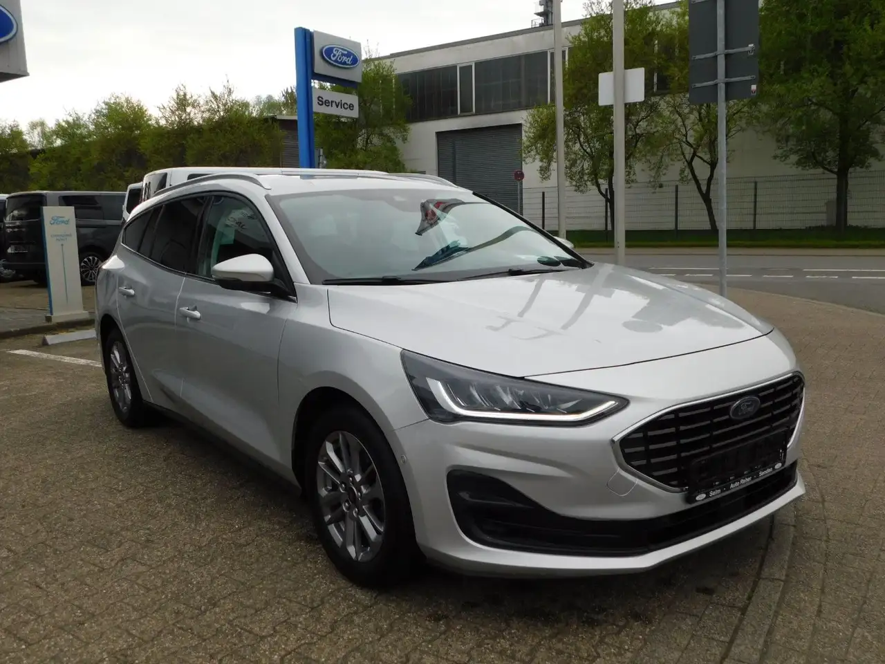 Ford Focus Turnier Titanium X Automatik EcoBlue