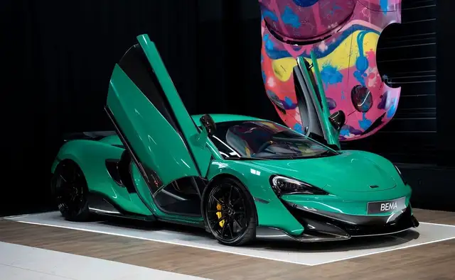 McLaren 600LT Coupé V8 Bi-turbo 600ch | Immat France Luminaire Green Pack Carbone 1| Lift À partir de 2150-mois