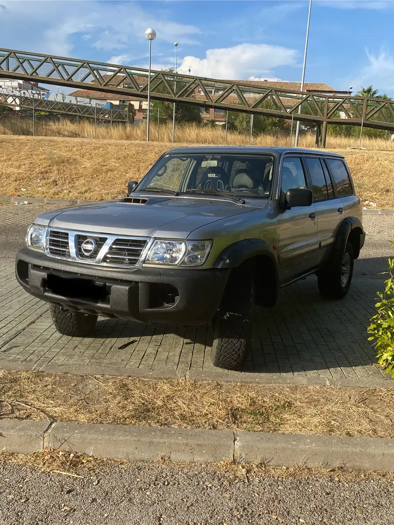 Nissan Patrol GR Luxury - 2