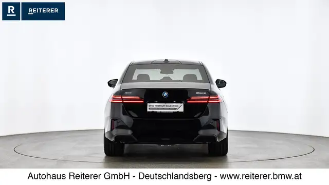 BMW M view 5