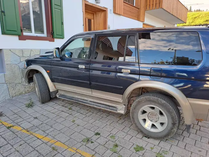 Mitsubishi Pajero Sport Pajero Sport Wagon 2.5 tdi GLS Target 115cv