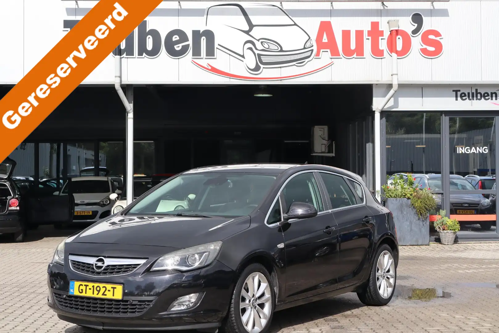 Opel Astra 1.6 Turbo Cosmo Cruise control, Lederen interieur, Zwart - 1