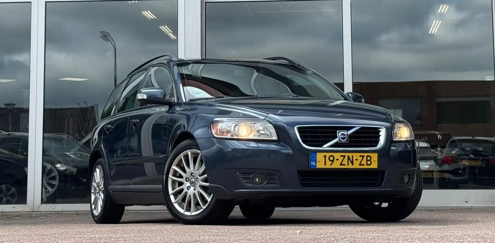 Volvo V50 2.4 Edition II Automaat Leer Trekhaak 100% Onderho Bleu - 2