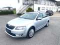 Skoda Octavia Octavia Combi 1,6 Ambition TDI 4x4 SERVICEHEFT Silber - thumbnail 1