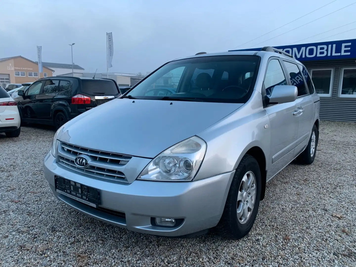Kia Carnival 2.9 CRDi 7. Sitzer Tüv: 09.2026 Silber - 2