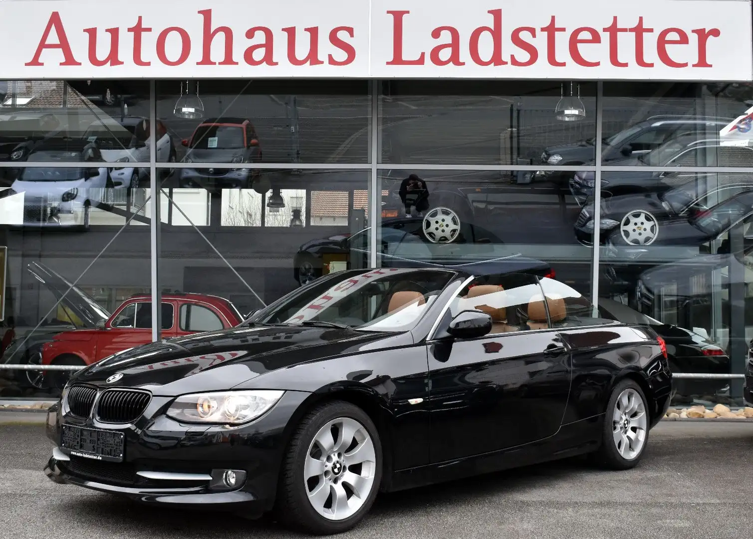 BMW 318 E93 318i Cabrio *Leder*Navi*Xenon*Idrive*Multi Noir - 1