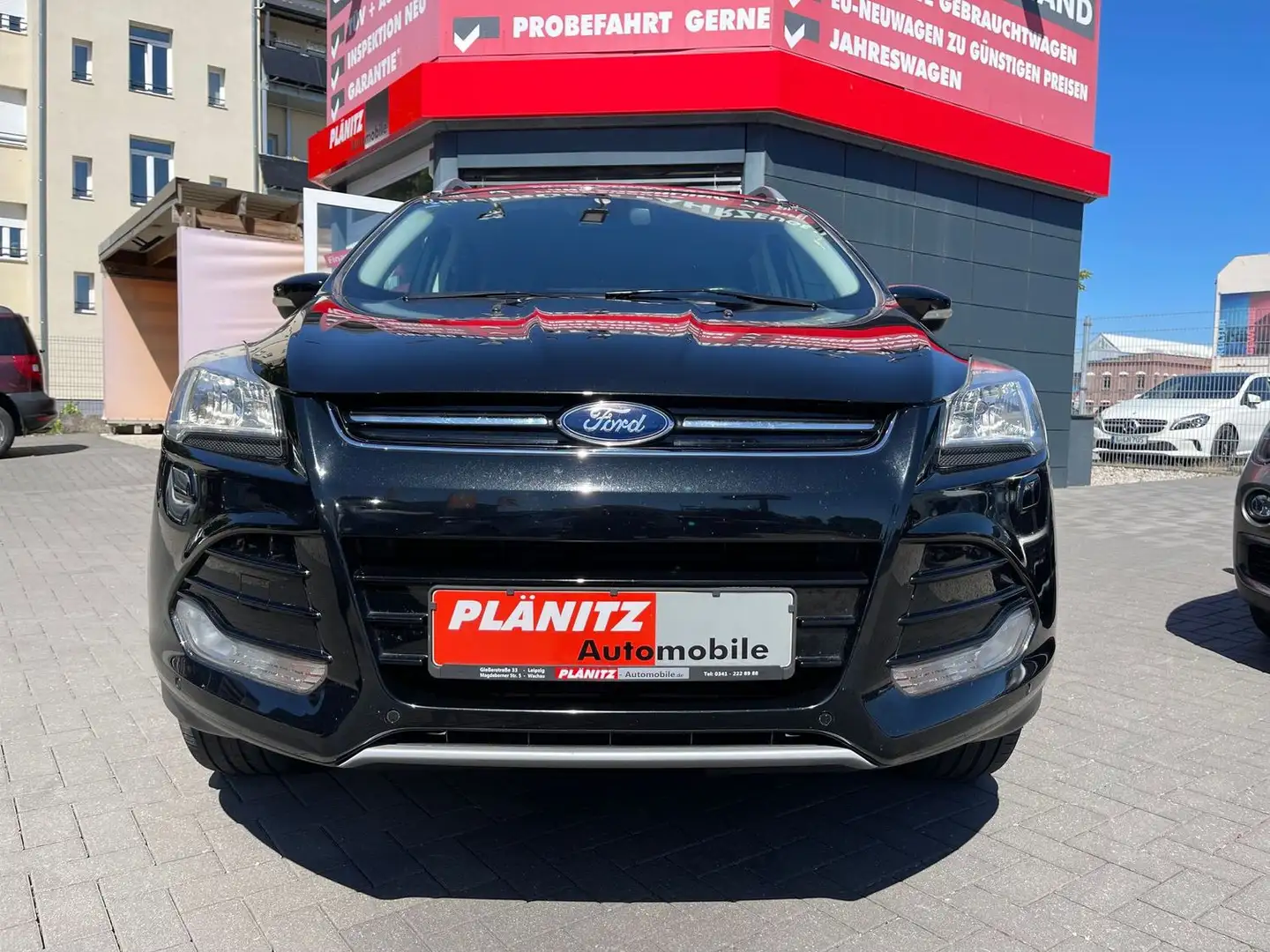 Ford Kuga Titanium/Tempomat/PDC/Parkassistent Schwarz - 2