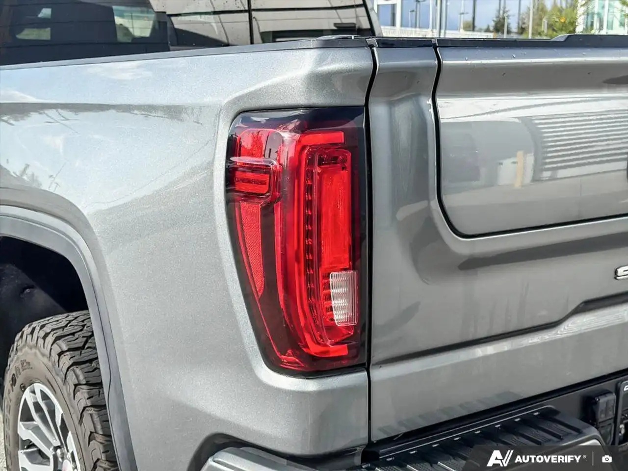 GMC Sierra 1500 снимка GMC Sierra 1500