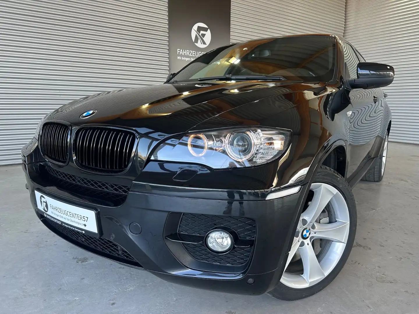 BMW X6 xDrive50i/360°/PDC/NAVI/DAB/TOP ZUSTAND Black - 1
