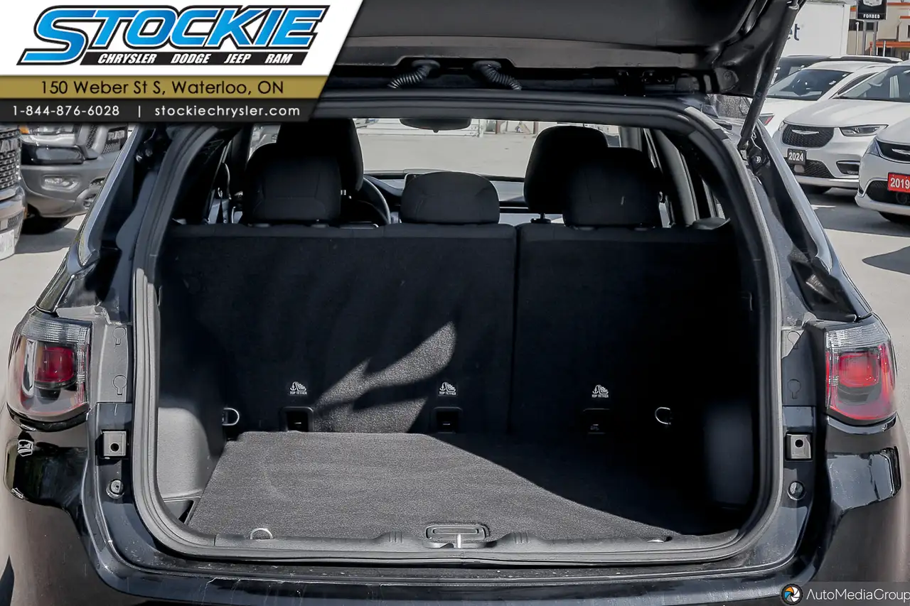 Jeep Compass photo Jeep Compass