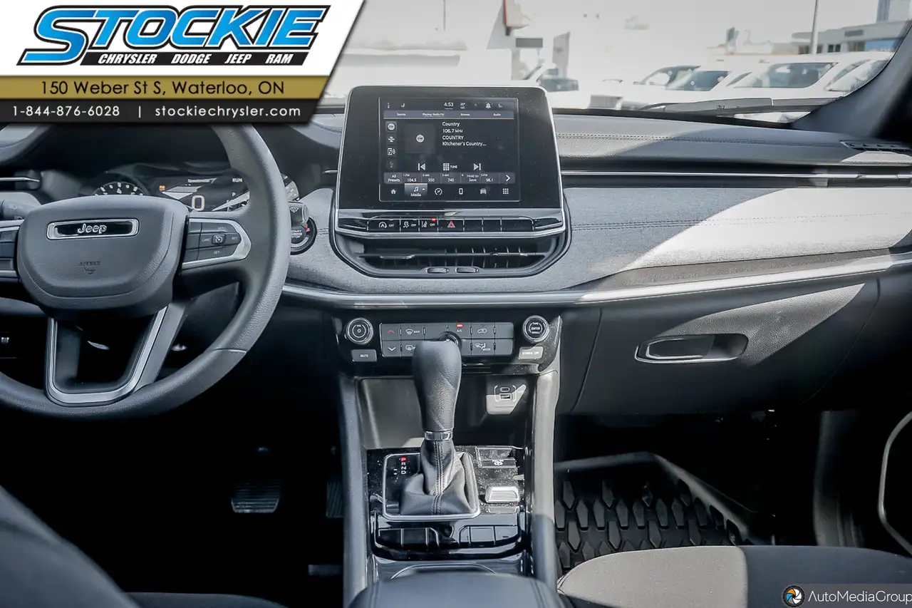 Jeep Compass photo Jeep Compass