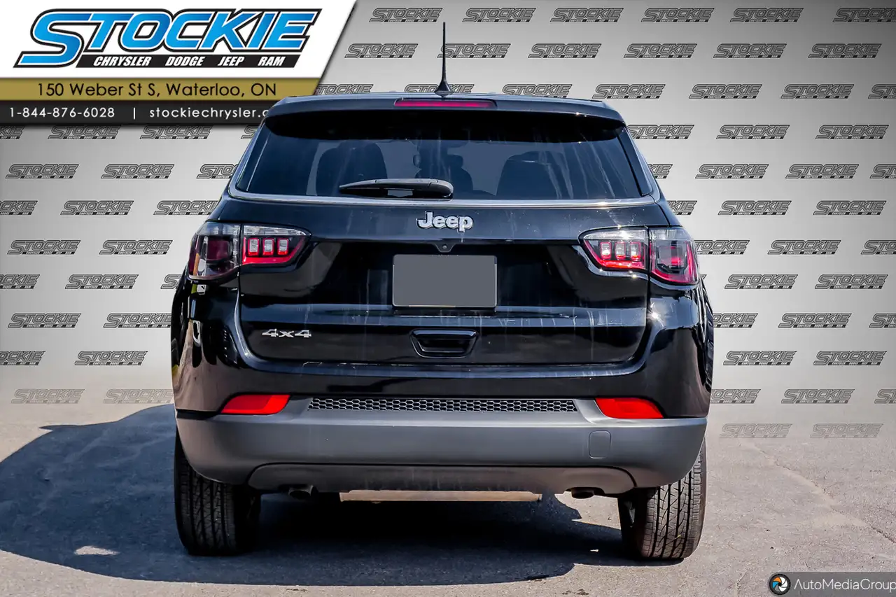 Jeep Compass photo Jeep Compass