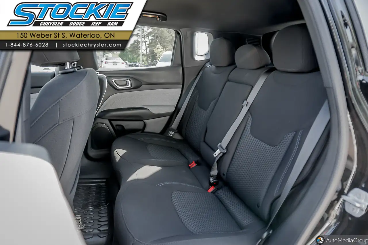 Jeep Compass photo Jeep Compass